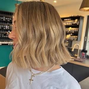 Cutting & Colouring experts in Aberdeen Cutting & Colouring experts in Aberdeen